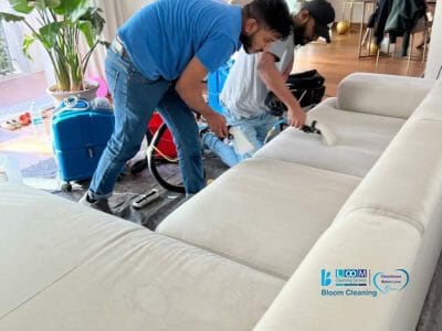 Pulizia divano a Como