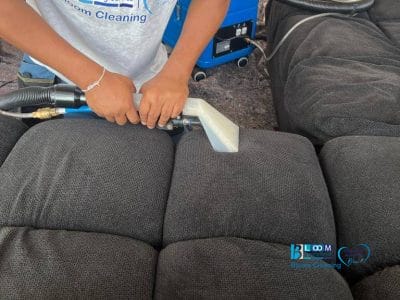 Pulizia divano a domicilio